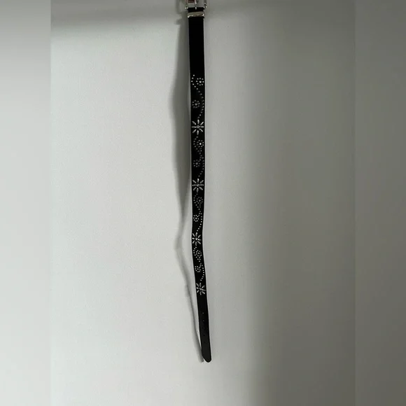 BELT Women Black Vegan Retro 80’s Hippie Boho Silver Studded 35-37 Waist EUC - Picture 6 of 11